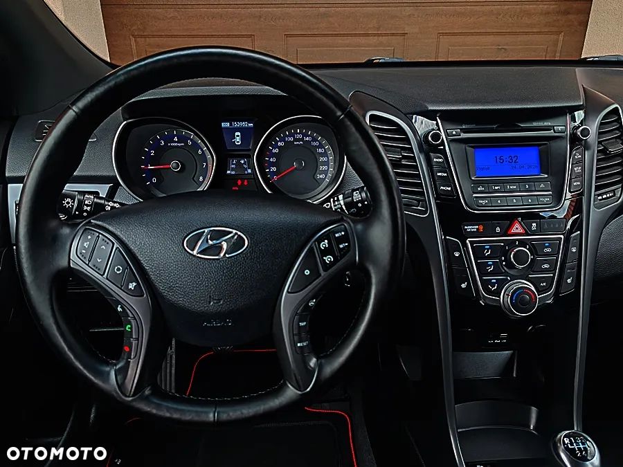 Hyundai i30 blue 1.6 GDI Passion - 20