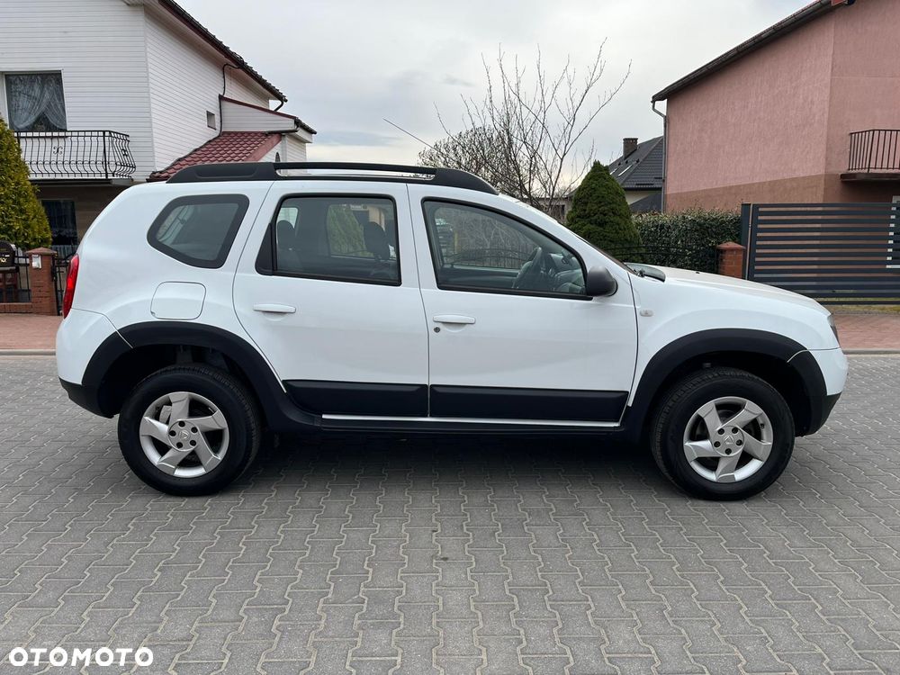 Dacia Duster 1.6 16V 105 4x2 Celebration - 12