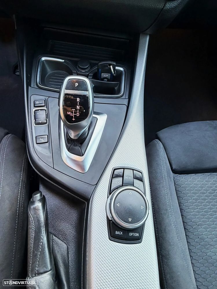 BMW 225 d Sport-Aut. M Sport - 12