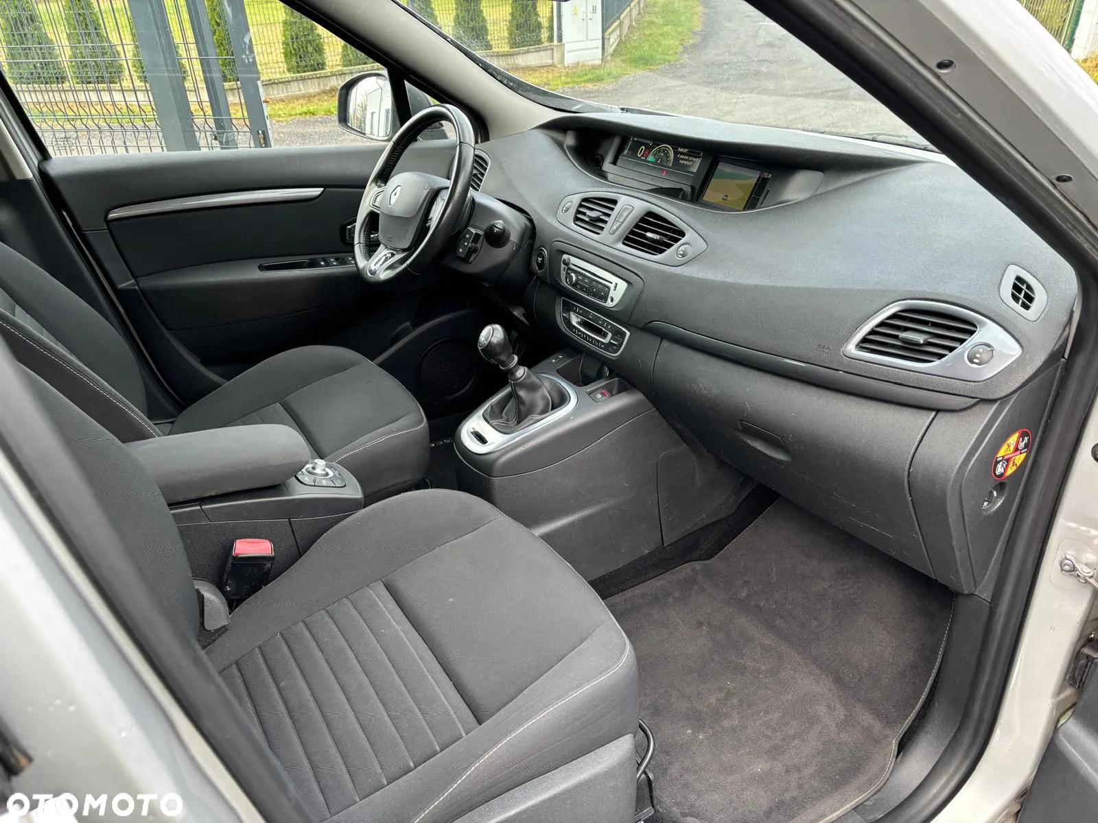 Renault Scenic ENERGY TCe 115 S&S LIMITED - 13