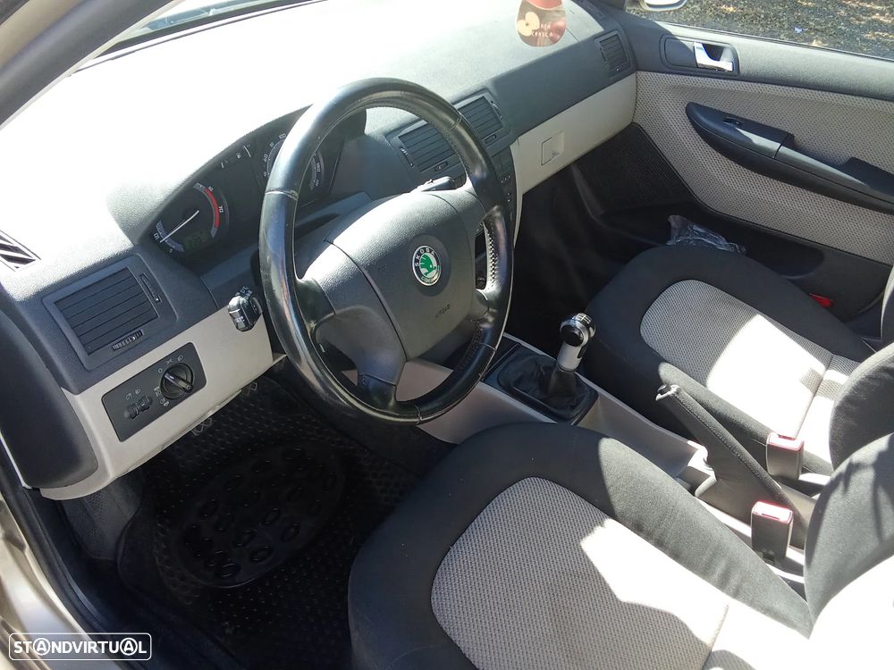 Skoda Fabia Break 1.2 Classic - 8