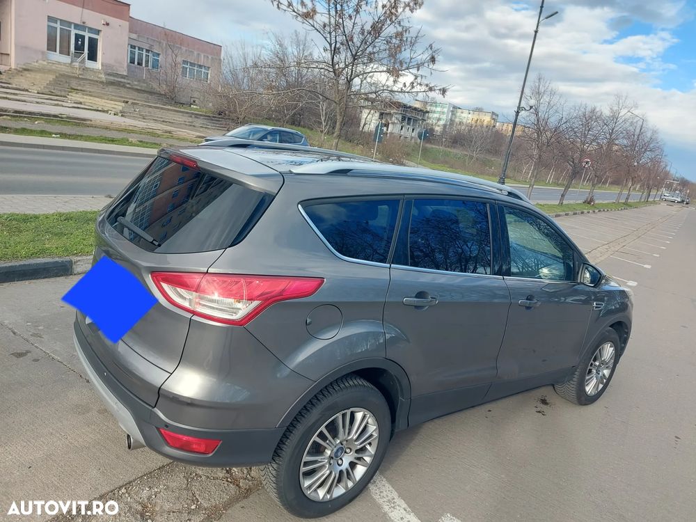 Ford Kuga 2.0 TDCi 4WD Powershift Titanium - 3