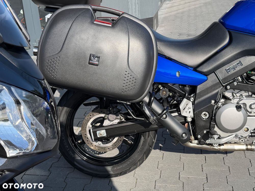 Suzuki V-STROM - 7