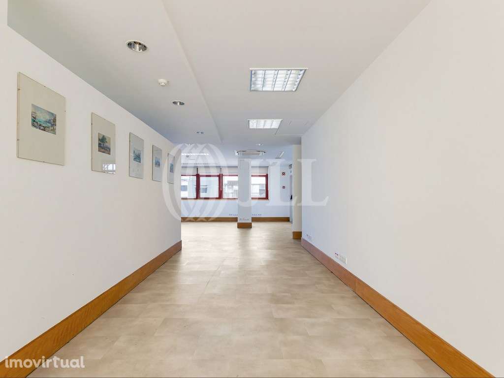 Escritório junto ao Marquês de Pombal, Lisboa - Grande imagem: 2/27