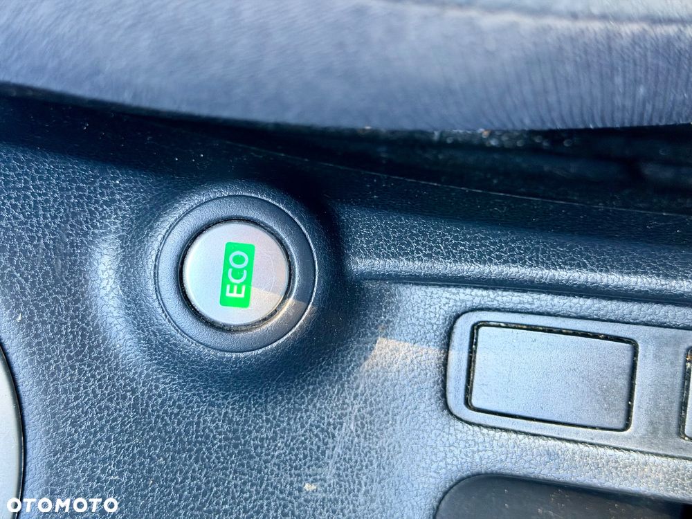Nissan Note - 11