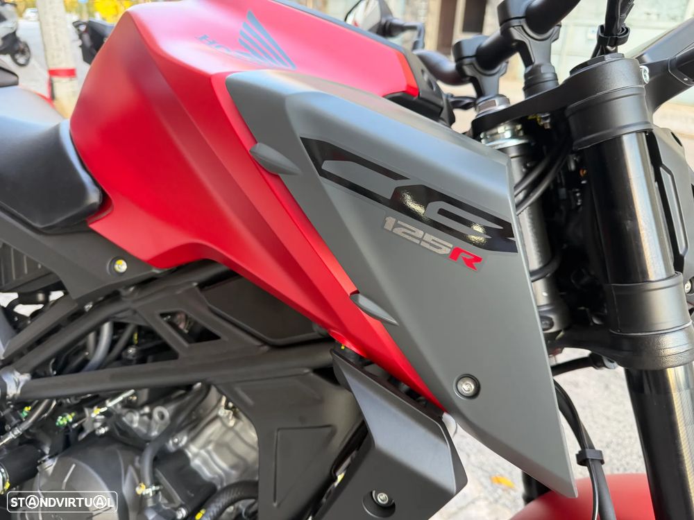 Honda CB 125 R - 8