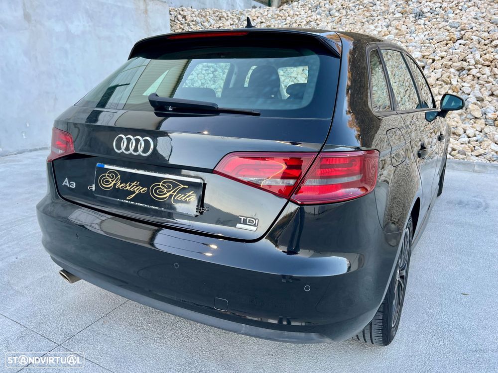 Audi A3 Sportback 1.6 TDI Attraction Ultra - 14