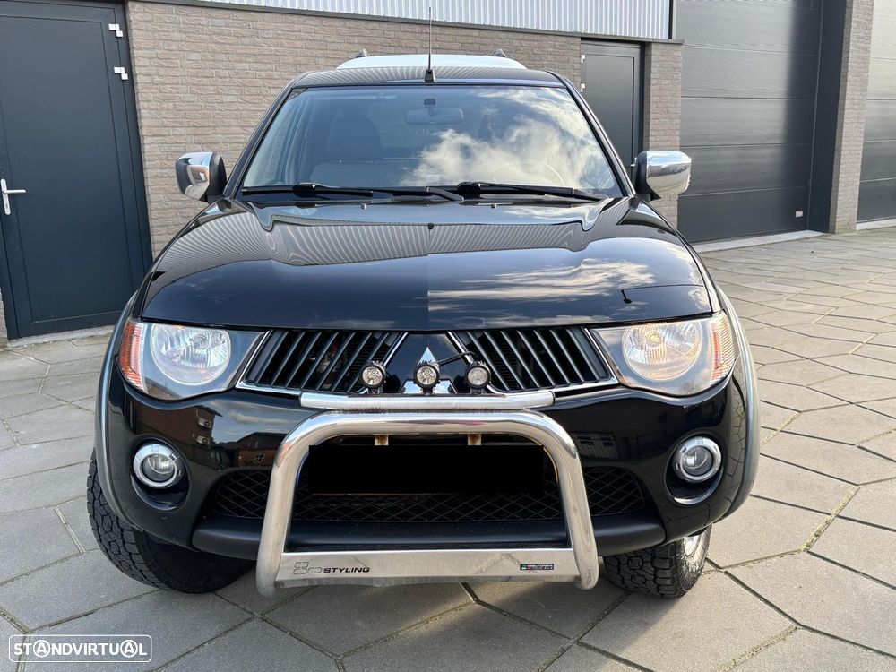 Mitsubishi L200 2.5 DI-D Club Intense 4WD - 6