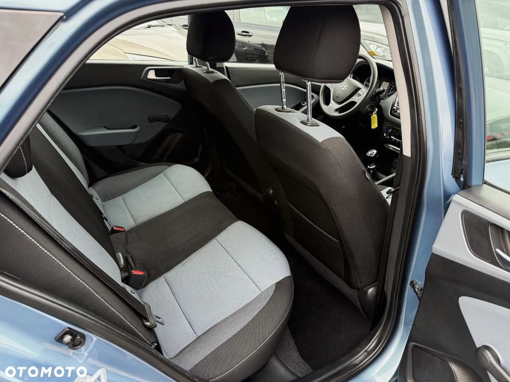 Hyundai i20 1.4 CRDi Comfort EU5 - 10