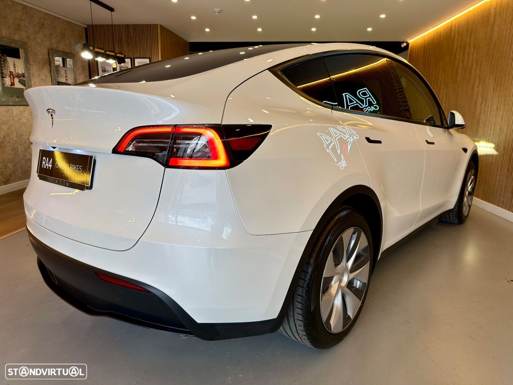 Tesla Model Y Tração Traseira - 33