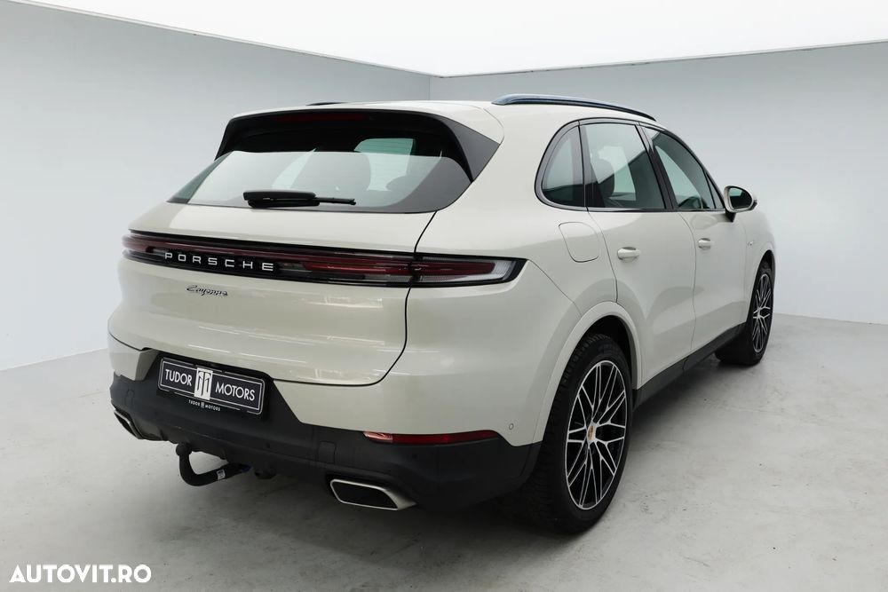 PORSCHE Cayenne 2023 — imagine 5