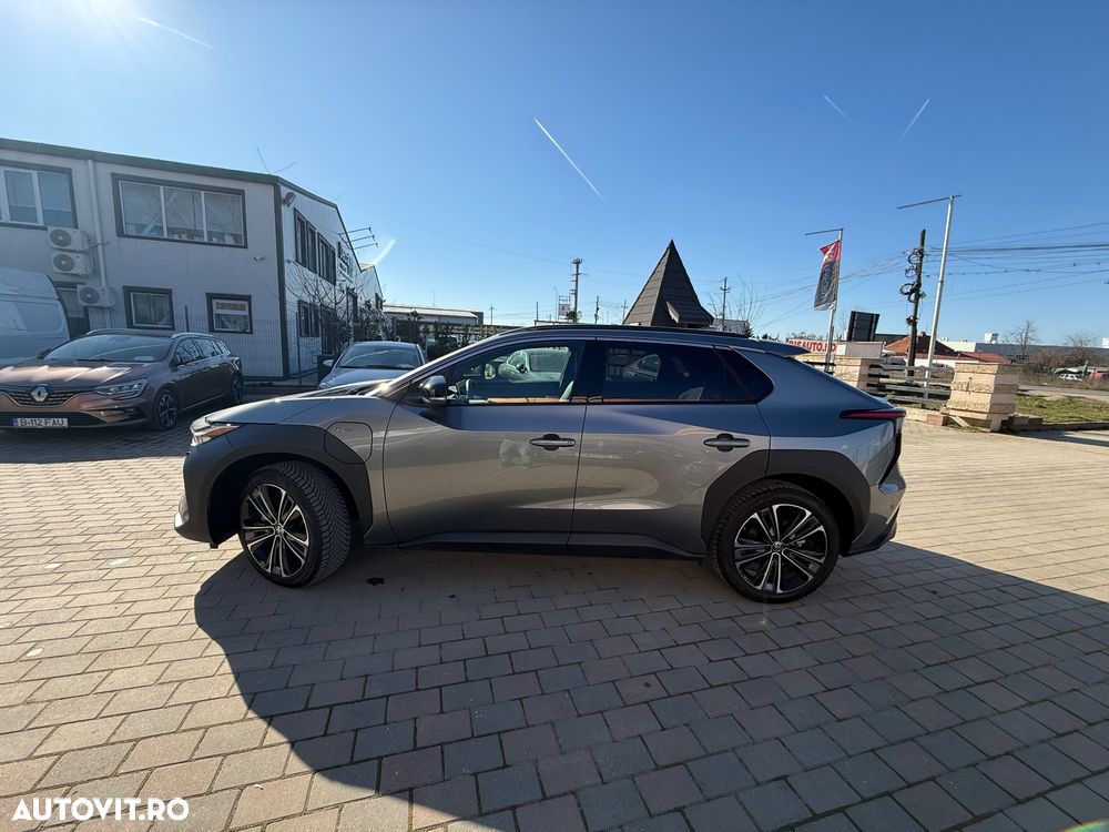 Toyota BZ4X 160 KW AWD (4x4) Luxury - 10