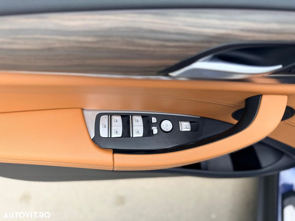 BMW X3 xDrive30i Aut. Luxury Line - 18