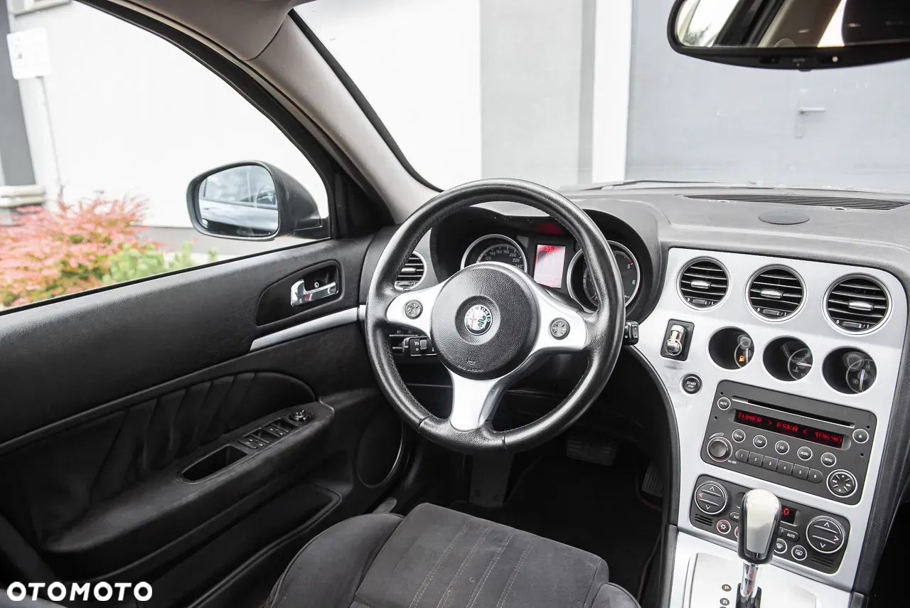 Alfa Romeo 159 - 24