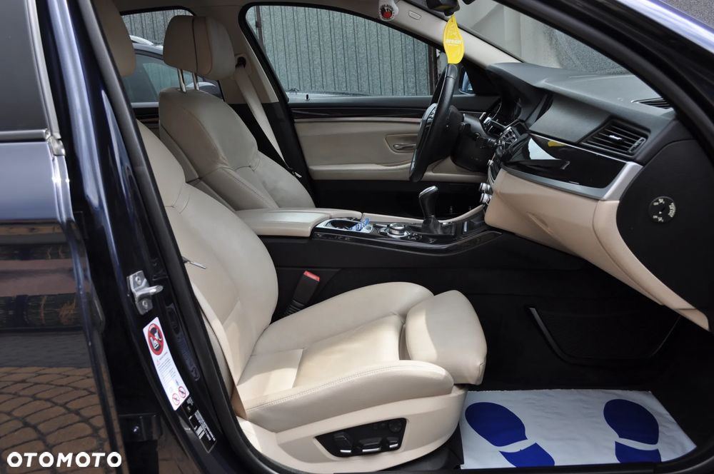BMW Seria 5 520d Efficient Dynamics Edition - 11