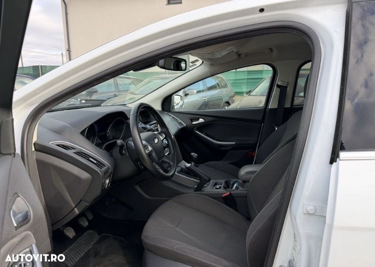 Ford Focus 1.6 EcoBoost Start-Stopp-System Titanium - 15