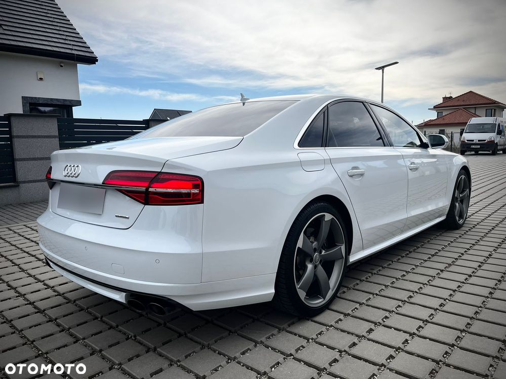 Audi A8 4.2 TDI DPF (clean diesel) quattro tiptronic - 5