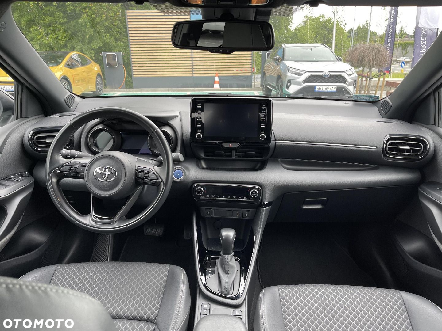 Toyota Yaris - 11