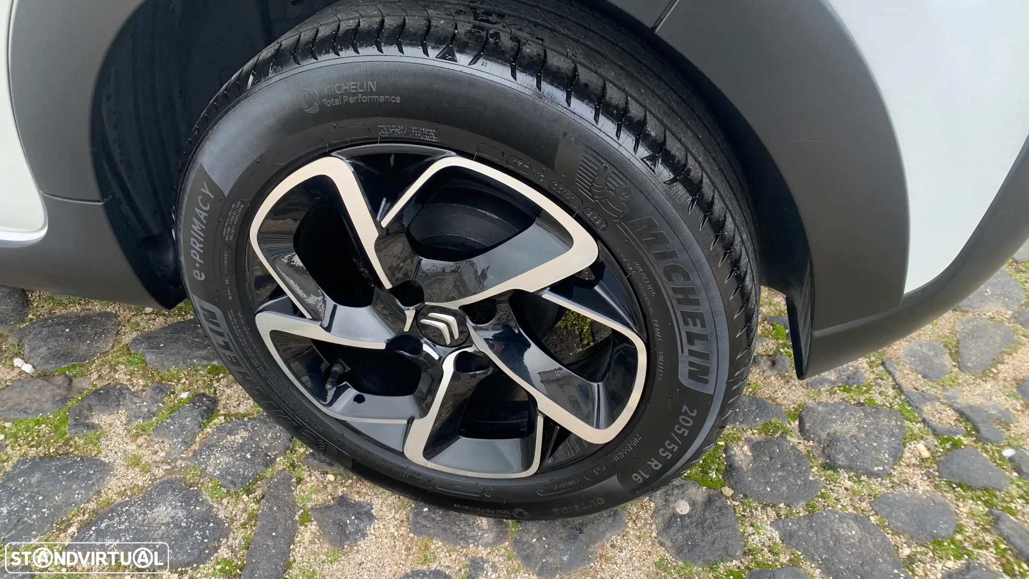 Citroën C3 1.2 PureTech C-Series - 19