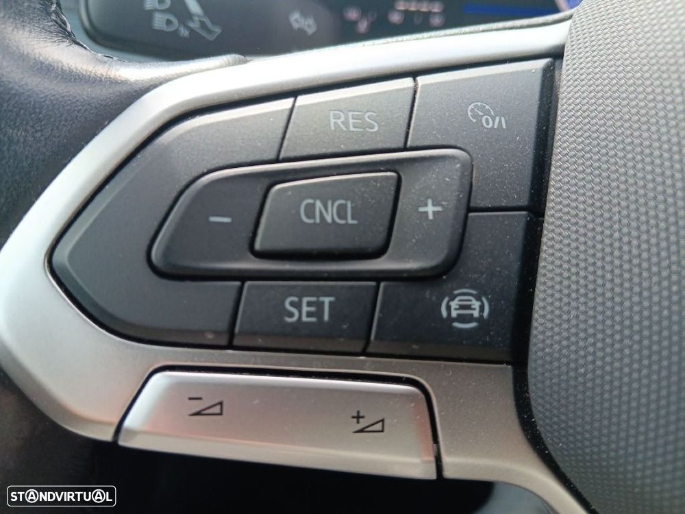 VW Taigo 1.0 TSI Urban DSG - 23