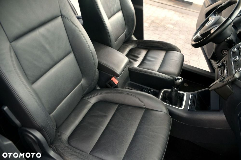 Volkswagen Tiguan - 23
