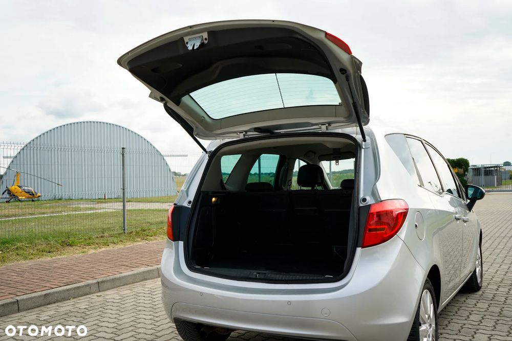 Opel Meriva 1.7 CDTI Essentia - 12