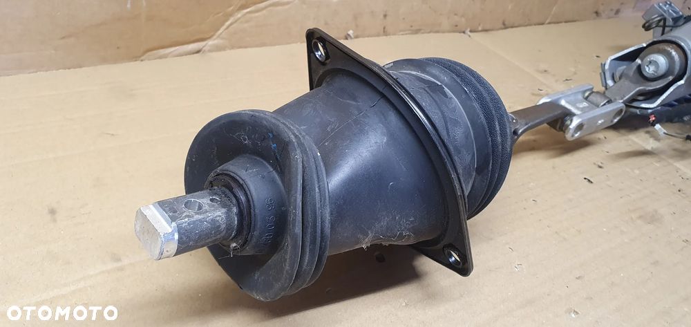 Kolumna kierownicza krzyżak Mercedes E-Klasa W211 A2114602816 A2034621130 - 3
