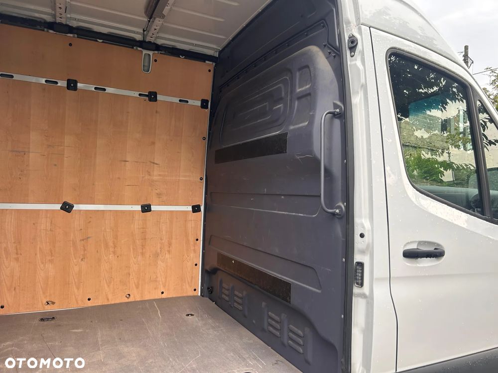 Mercedes-Benz Sprinter 907 315  12/2022r L4H2 Long 143tys. - 11