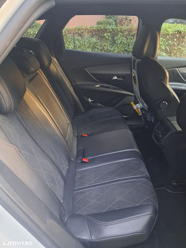 Peugeot 3008 2.0 BlueHDI S&S EAT8 GT - 8