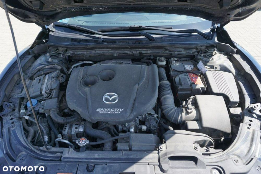 Mazda 6 - 12