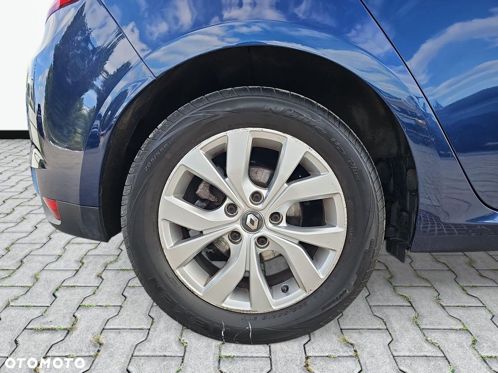 Renault Megane 1.6 SCe Limited - 10