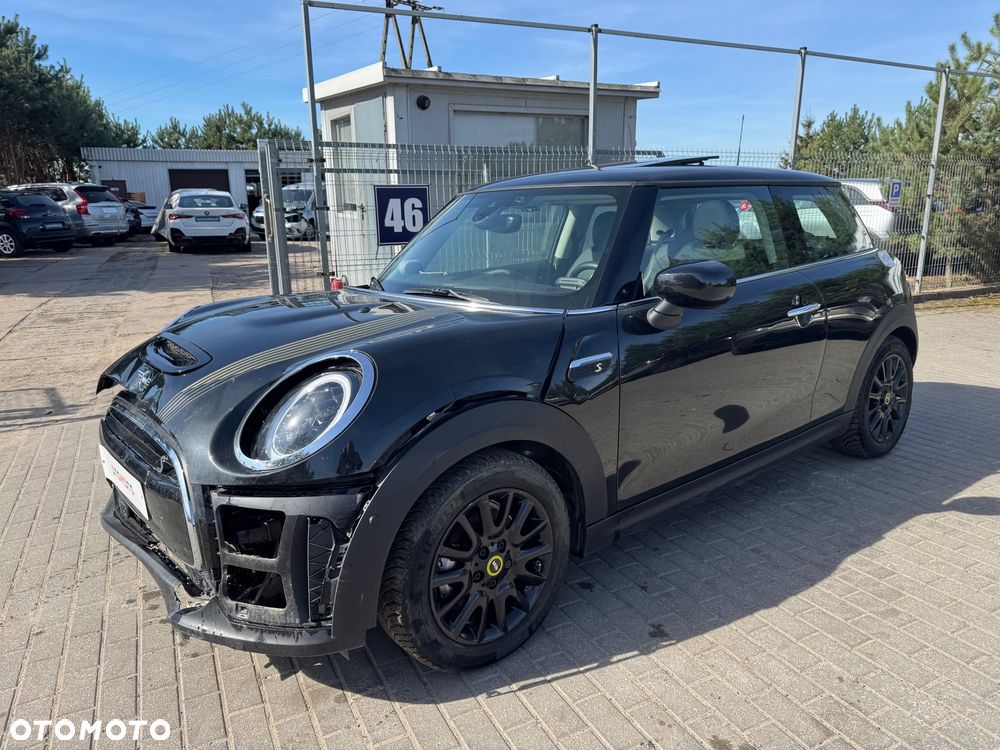 MINI Cooper SE Resolute Edition