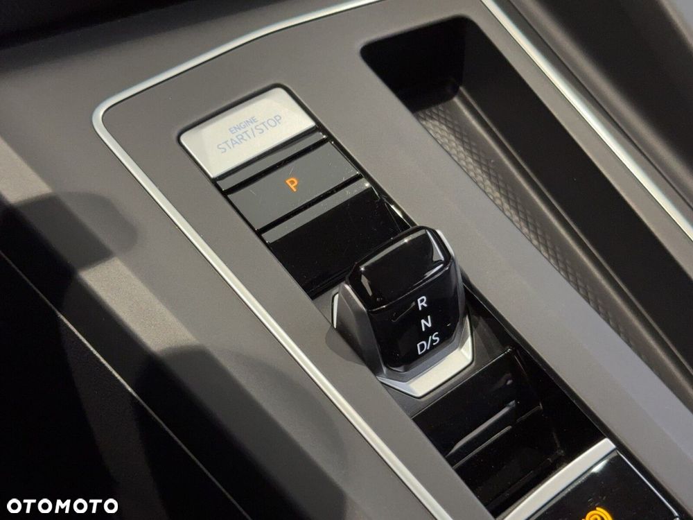 Volkswagen Golf Variant - 28