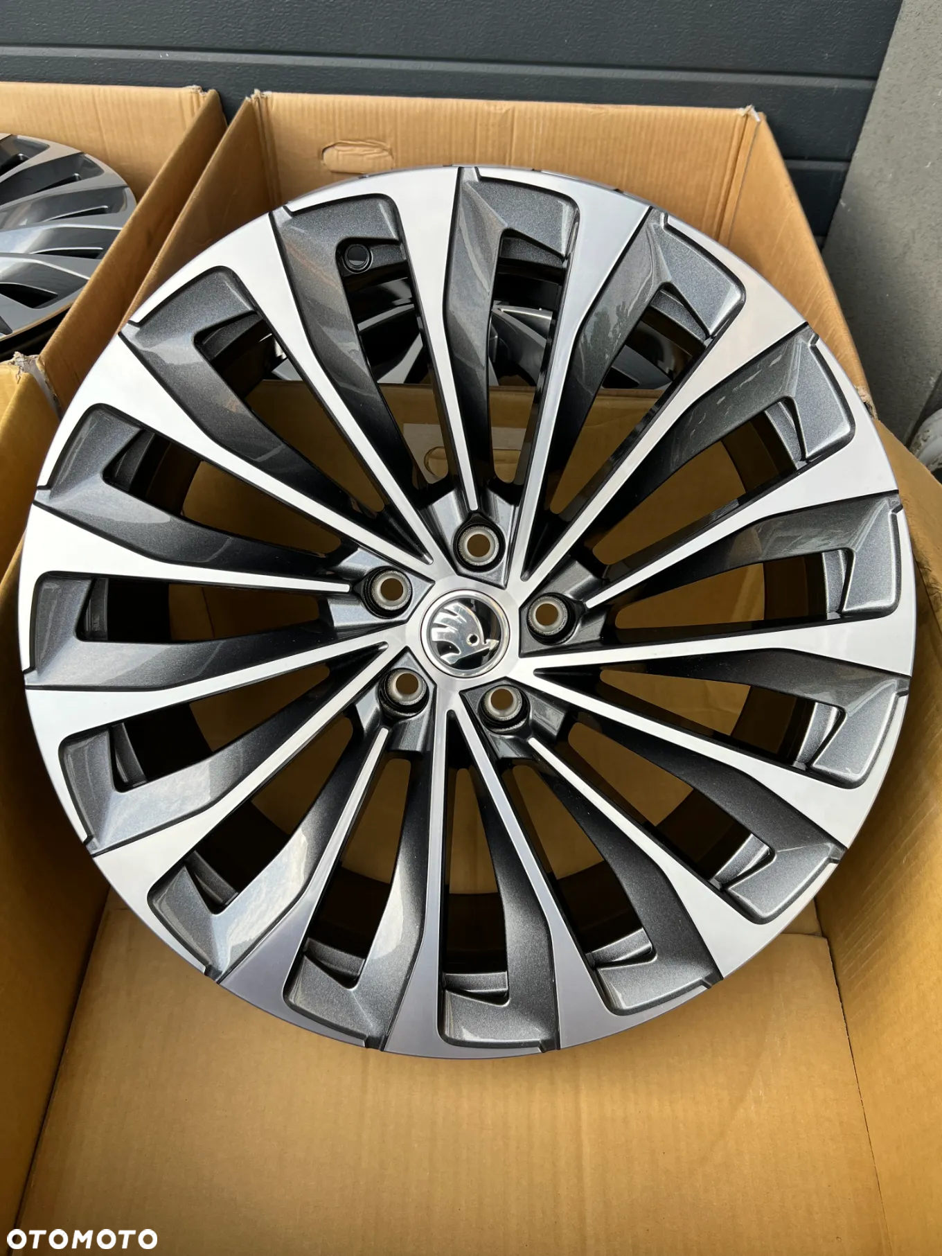 NOWE Felgi Skoda Enyaq EV 20'' VW ID6 ID5 - 10