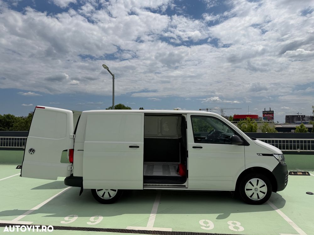 Volkswagen Transporter dT6.1 Furgon KR 2.0 TDI - 14