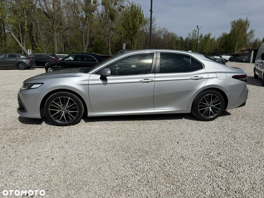 Toyota Camry - 15