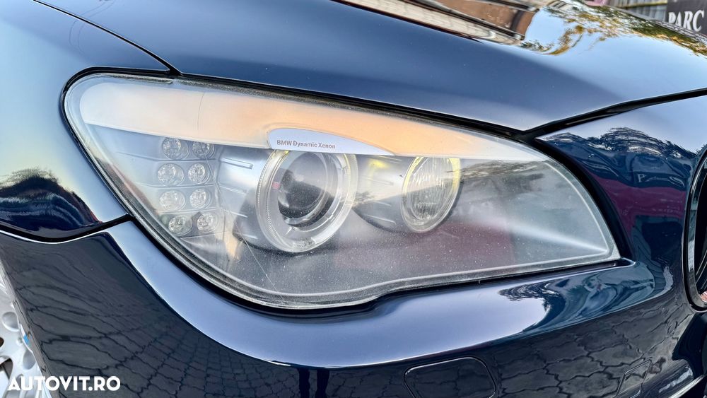 BMW Seria 7 740d - 30