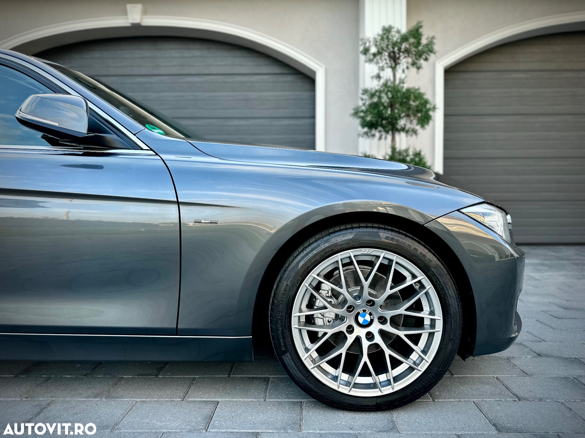 BMW Seria 3 320d Sport Line - 35