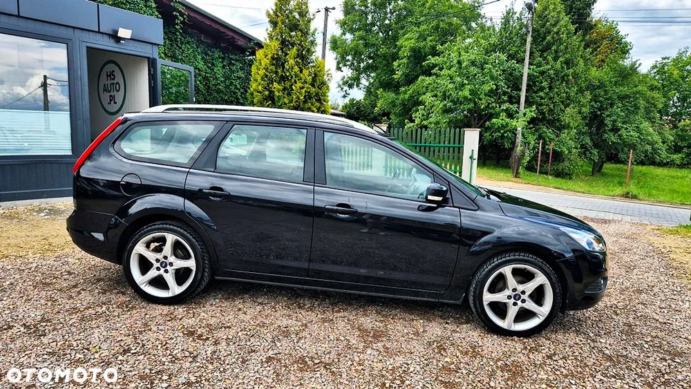 Ford Focus 1.8 Titanium - 11