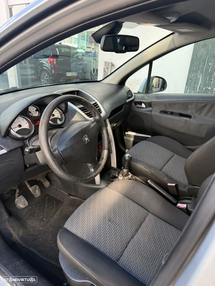 Peugeot 207 1.4 16V Active - 7