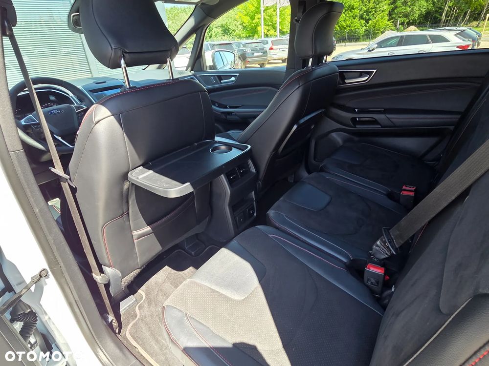 Ford S-Max - 29