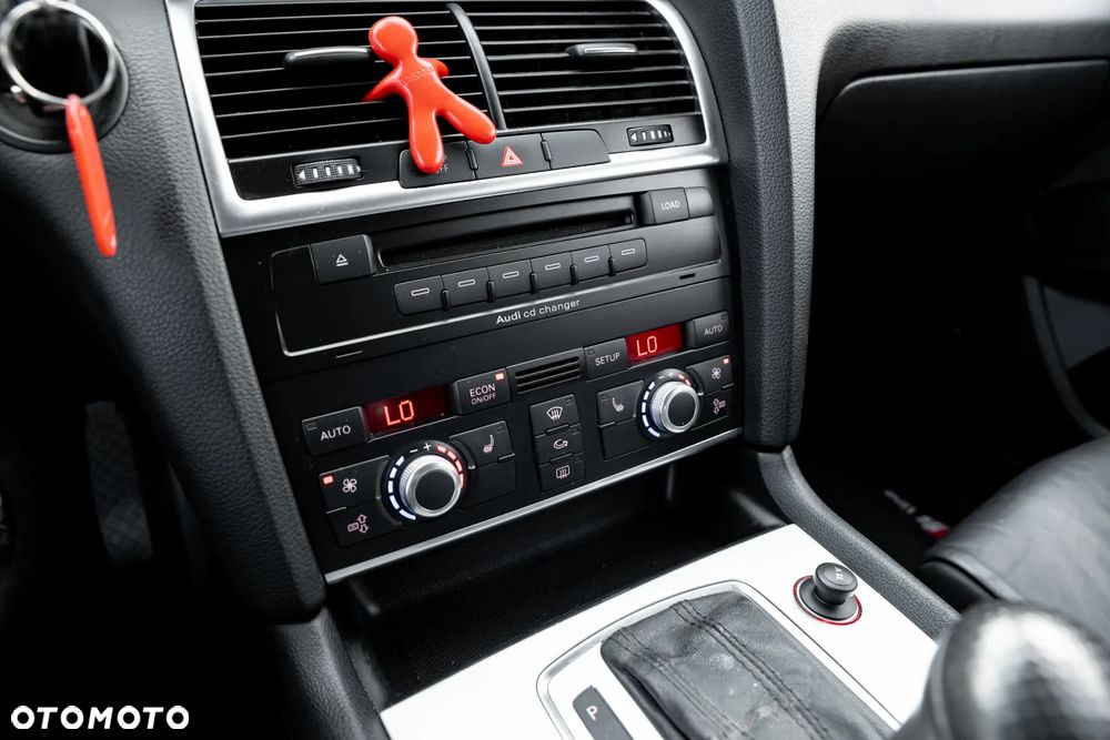 Audi Q7 3.0 TDI DPF clean quattro tiptronic - 33