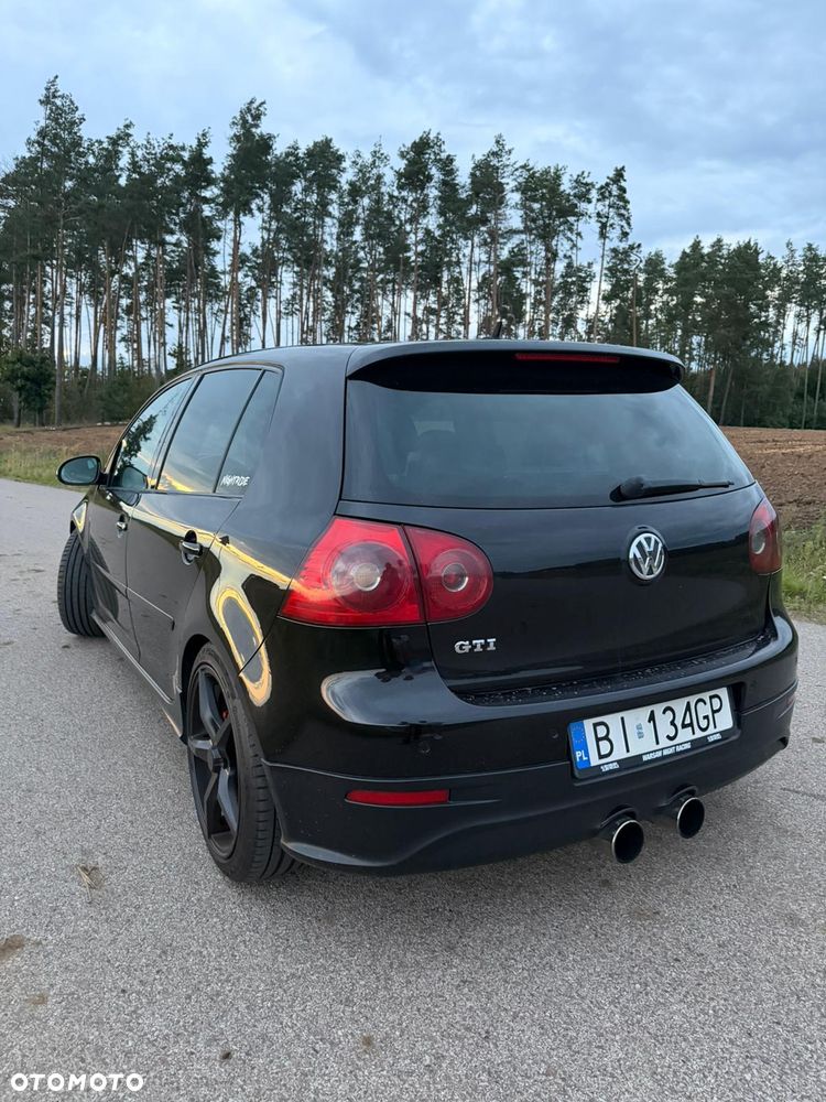 Volkswagen Golf - 4
