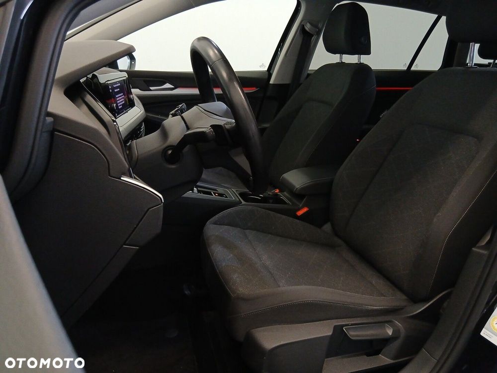 Volkswagen Golf 1.0 eTSI Life DSG - 12