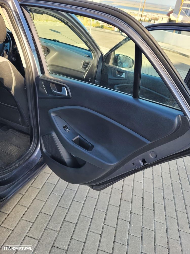 Hyundai i20 1.2 Comfort - 14