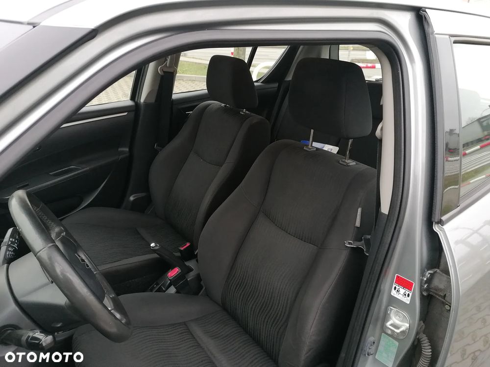 Suzuki Swift - 15