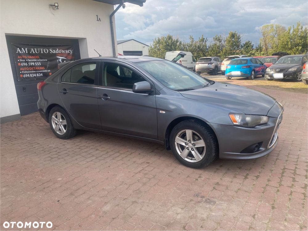 Mitsubishi Lancer 1.5 Inform - 4