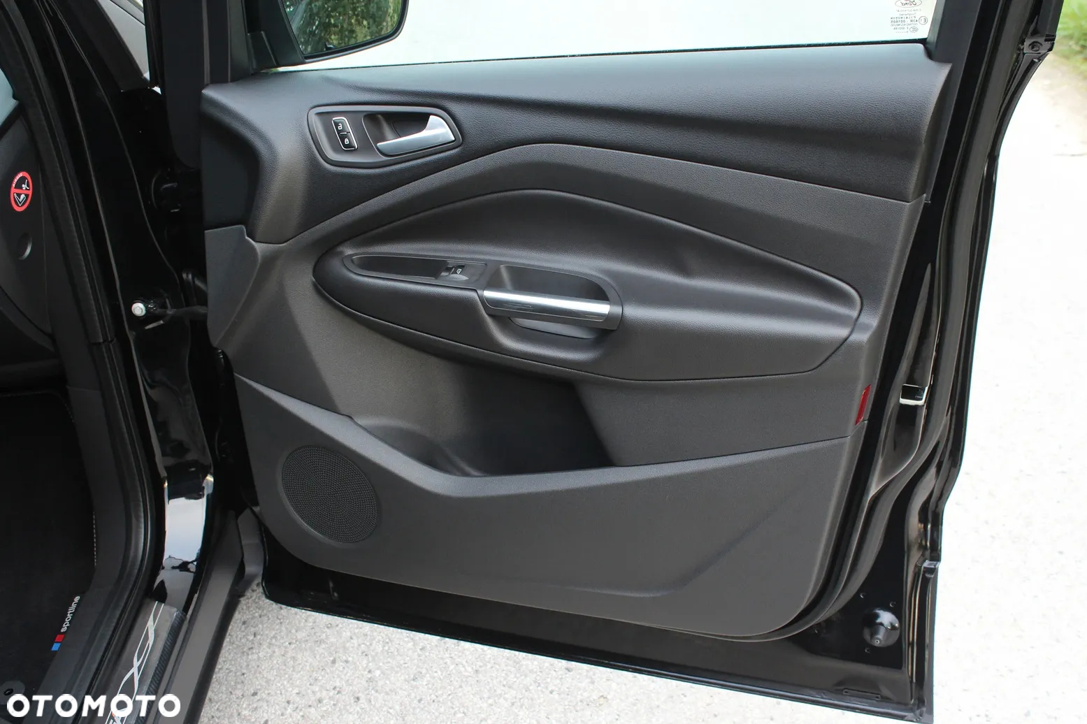 Ford Kuga 2.0 TDCi 4WD Titanium - 36