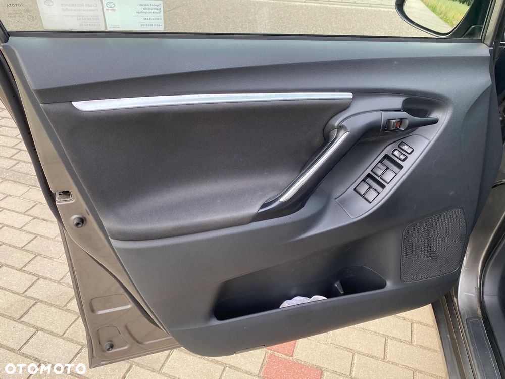 Toyota Verso 1.8 Premium EU6 - 21