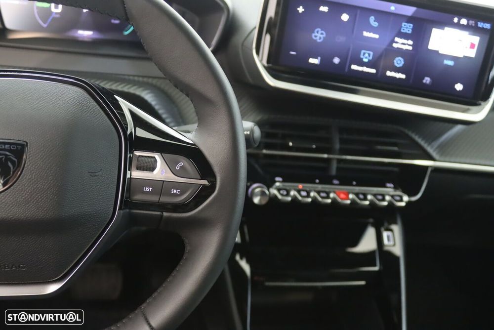Peugeot e-2008 54 kWh Allure - 13